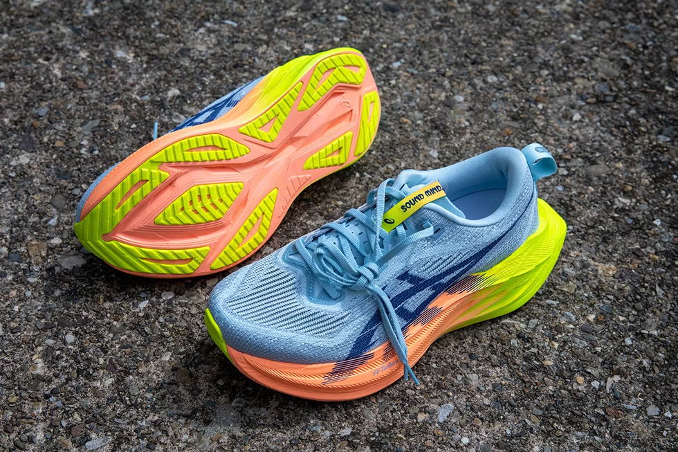 Моделі Asics