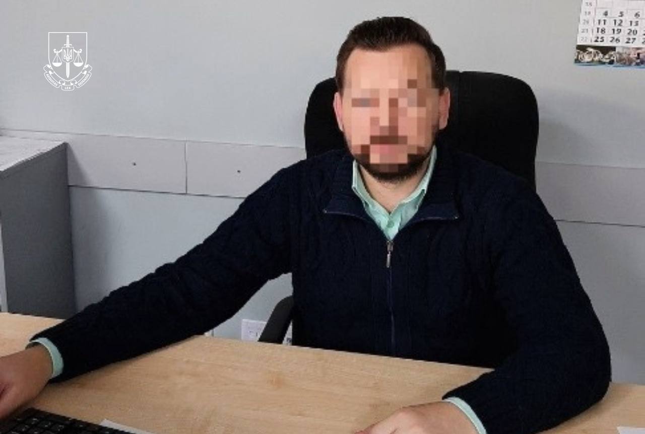 Схема з фіктивними рекламними послугами для міськради Дніпра: серед підозрюваних з’явився колишній директор КП