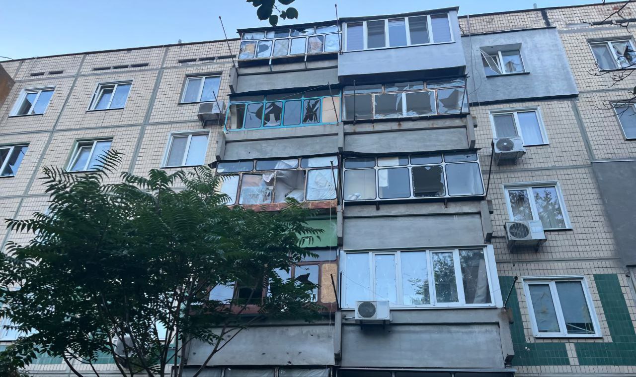 Росіяни атакували два райони Дніпропетровщини: пошкоджені житлові будинки та інфраструктура