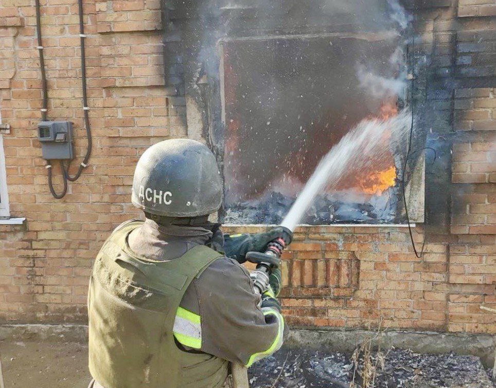 Ворог атакував підприємства та АЗС на Дніпропетровщині