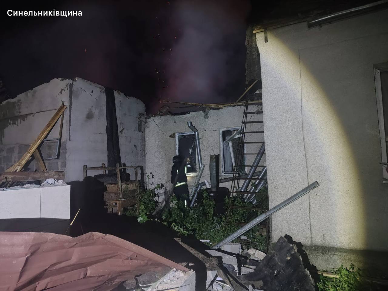 Ворог майже 30 разів атакував Дніпропетровщину: одна людина загинула, 16 дістали поранення