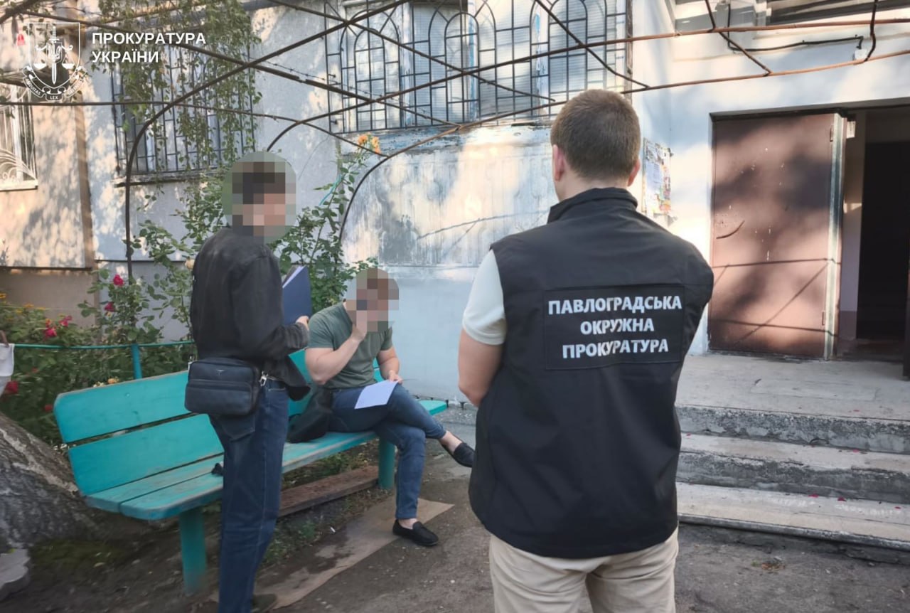 У Павлограді депутат міськради та його спільники привласнили 3 мільйони на «мертвих душах» на комунальному підприємстві