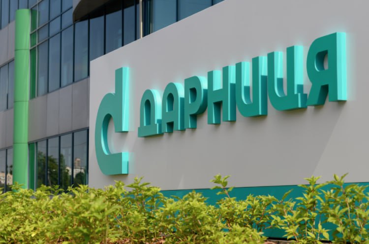 Росіяни поцілили по заводу виробника ліків “Дарниця”