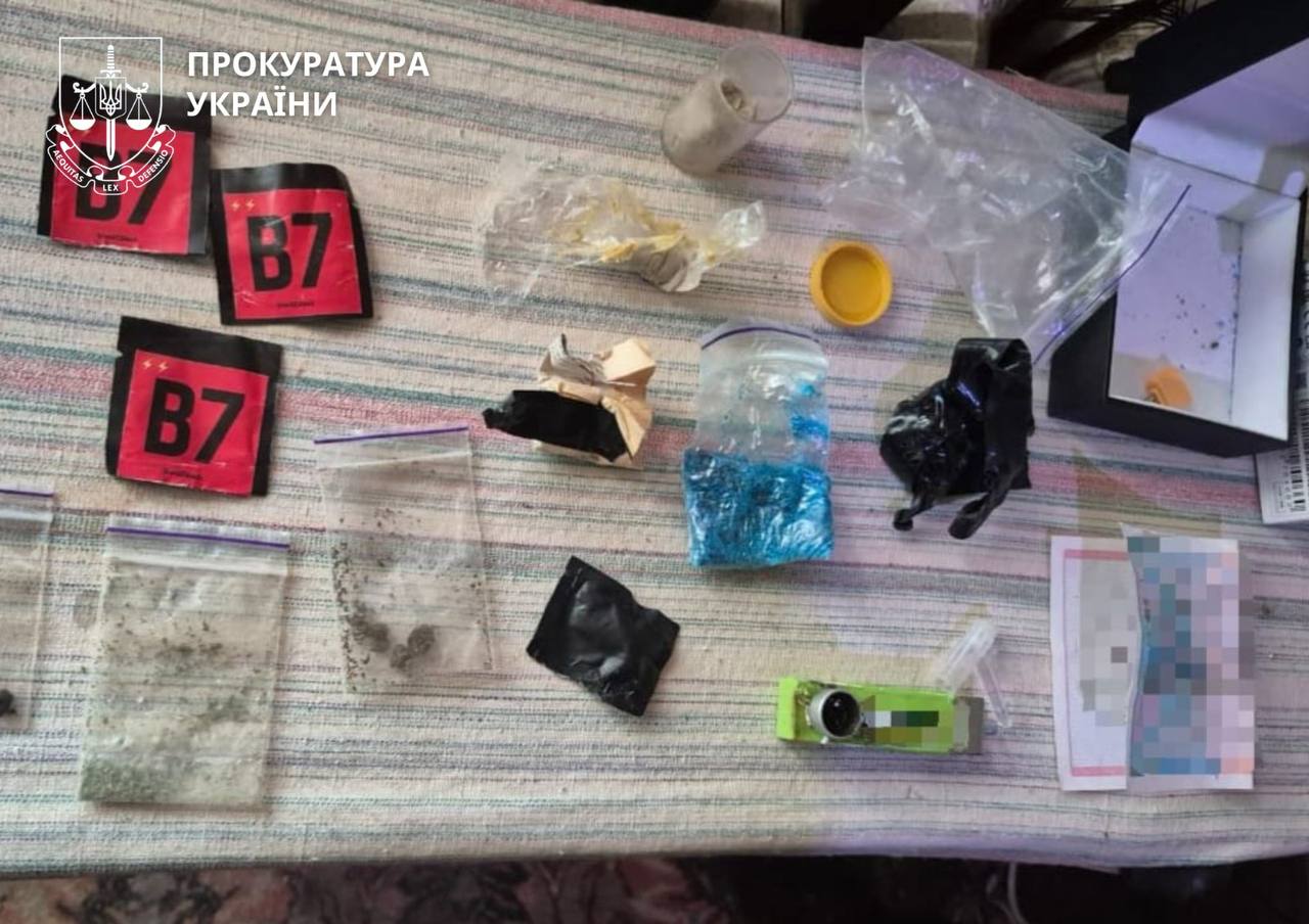 У Кривому Розі викрили наркогрупу з доходом 30 мільйонів гривень: серед учасників — двоє військових у СЗЧ
