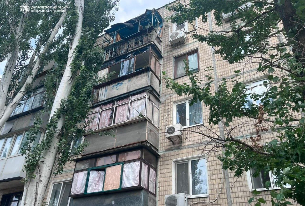 Ворог майже 40 разів атакував Дніпропетровщину: поранені п’ятеро людей
