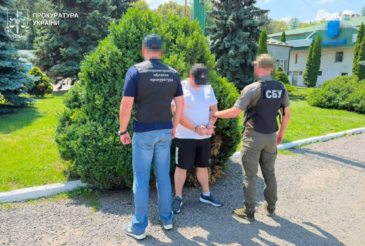 Із Польщі екстрадували жителя Дніпропетровщини, який заробив 1,3 млн грн на махінаціях із «зеленим» тарифом