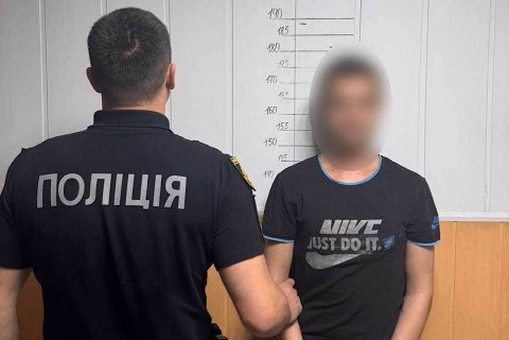 У Самарському районі Дніпра 26-річний молодик до смерті забив чоловіка