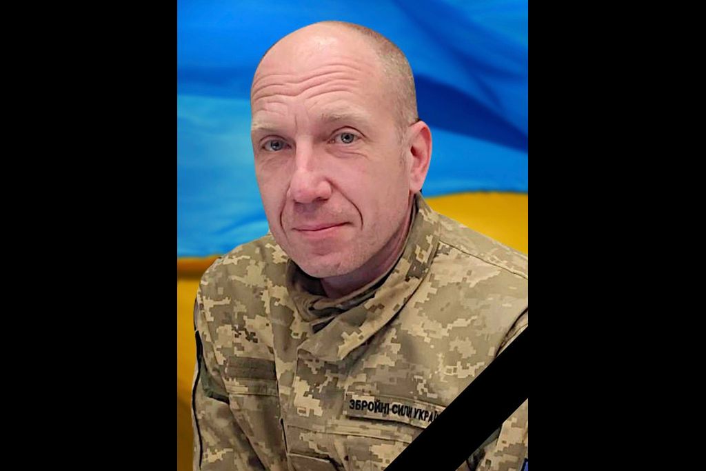У Кам’янському попрощаються із захисником Сергієм Острим, який минулої осені загинув на Харківщині