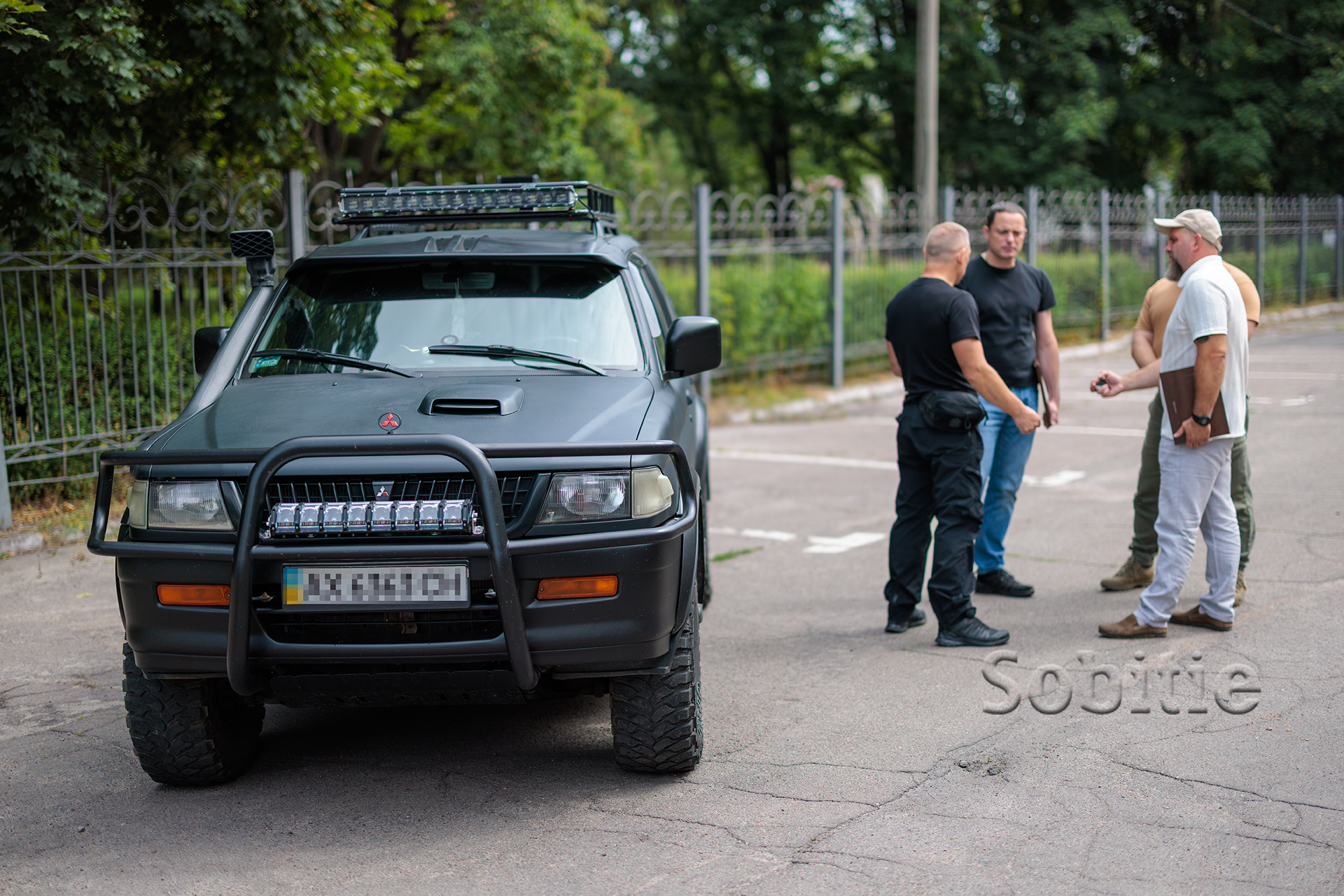 Військовим підрозділу «КРАКЕН» відремонтували автомобіль