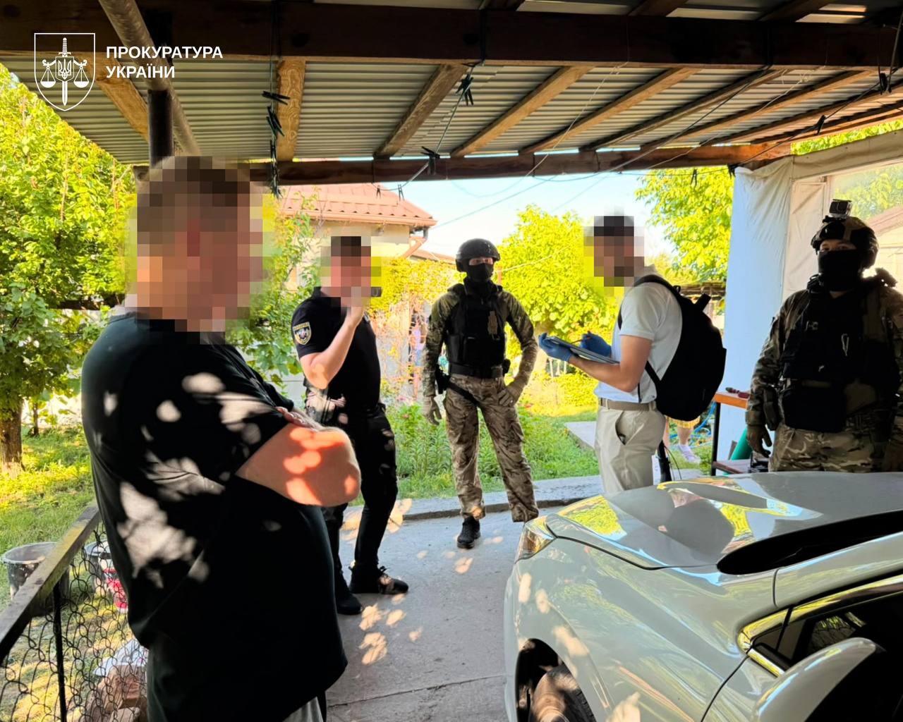Розбій у Дніпрі: у волонтера відібрали кошти для ЗСУ та ювелірку на 100 тис. грн